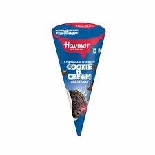 LOTTE COOKIE & CREAM CONE ICE CREAM 110 ML
